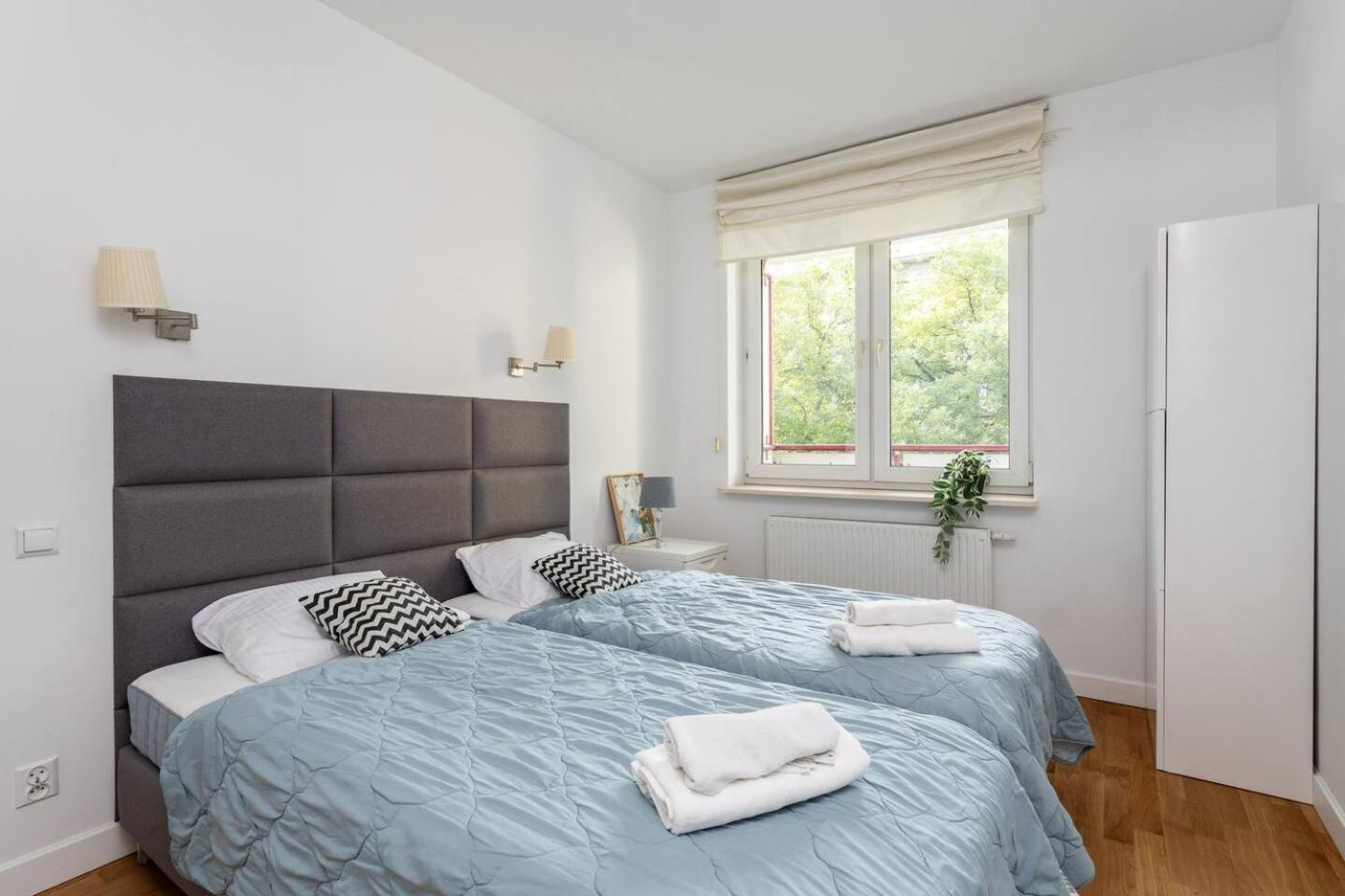 Superb Czerska Family Apartment ワルシャワ エクステリア 写真