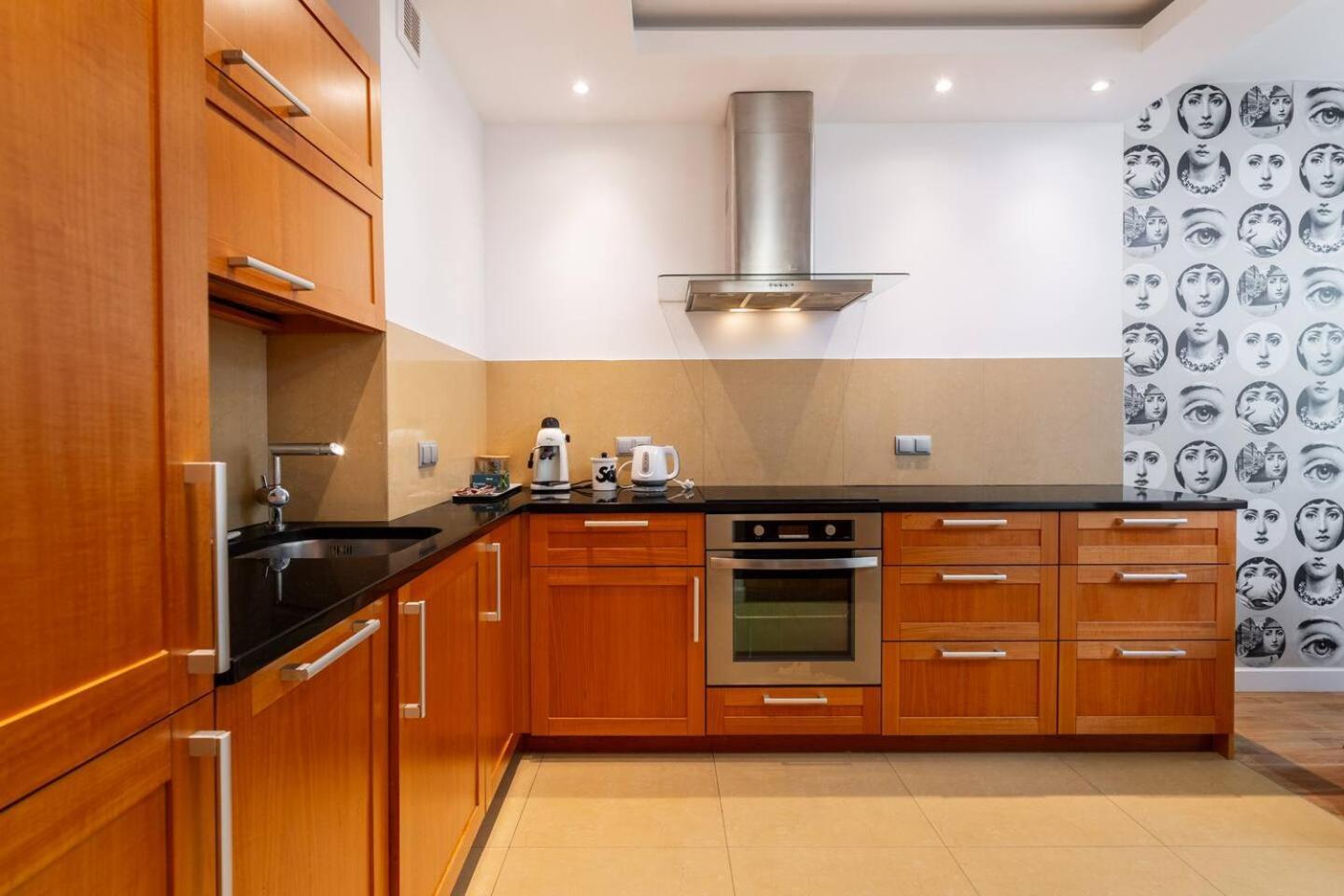 Superb Czerska Family Apartment ワルシャワ エクステリア 写真