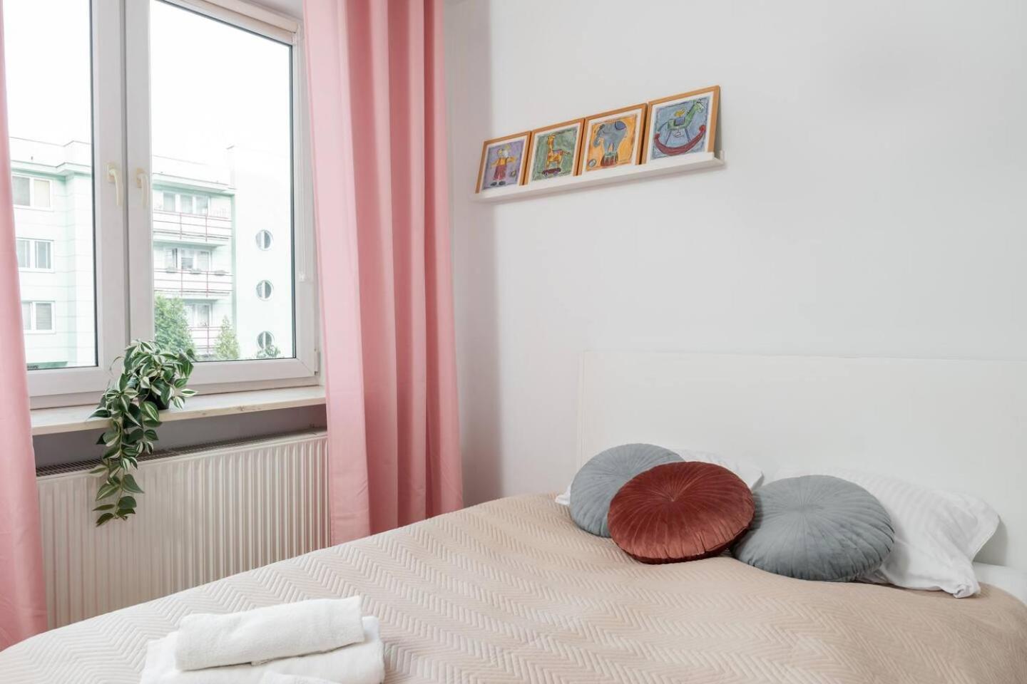 Superb Czerska Family Apartment ワルシャワ エクステリア 写真